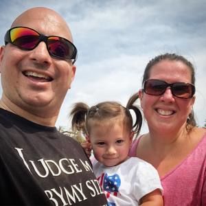 Meet your Posher, Lori